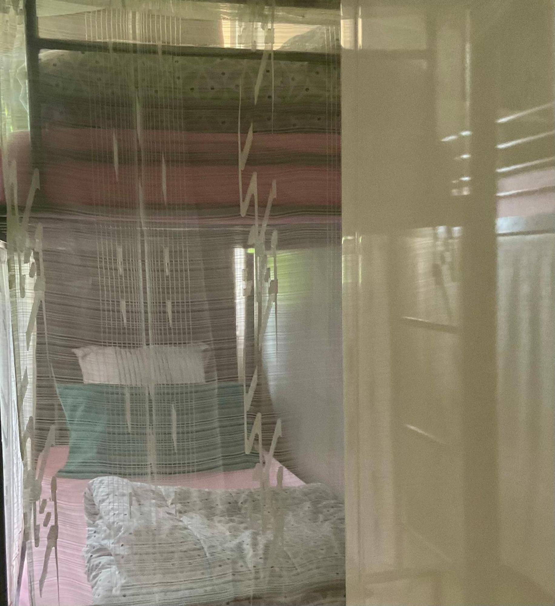Female-Dortoir Femme -Dorm Shared Room Paris Бобіньї Екстер'єр фото